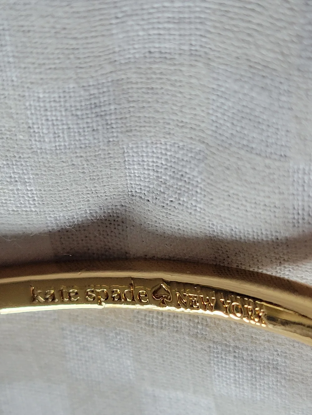 Kate Spade NY Gold Tone Hinged Bangle Bracelet with Turquoise Enamel AIRES Charm - Picture 2 of 6